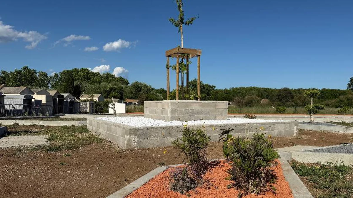 Bessan - Commémoration de l'appel du Général de Gaulle et visite du nouveau cimetière #bessan