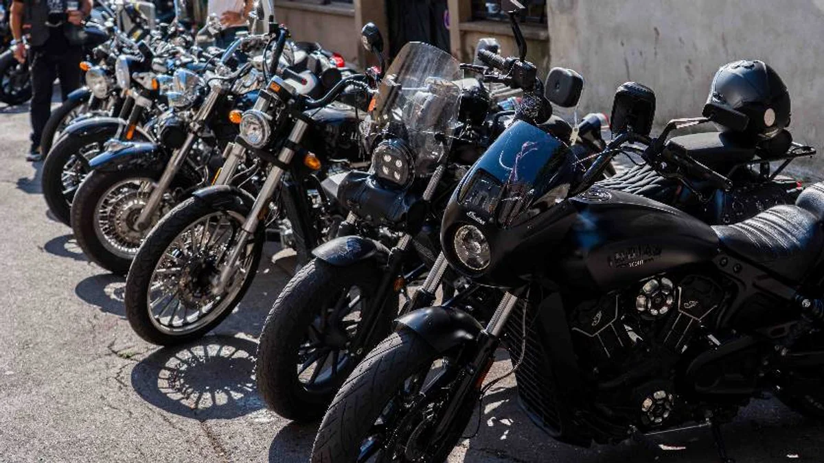 Vias - Les motards ont célébré la Saint-Colomban lors du traditionnel pardon des motards #vias
