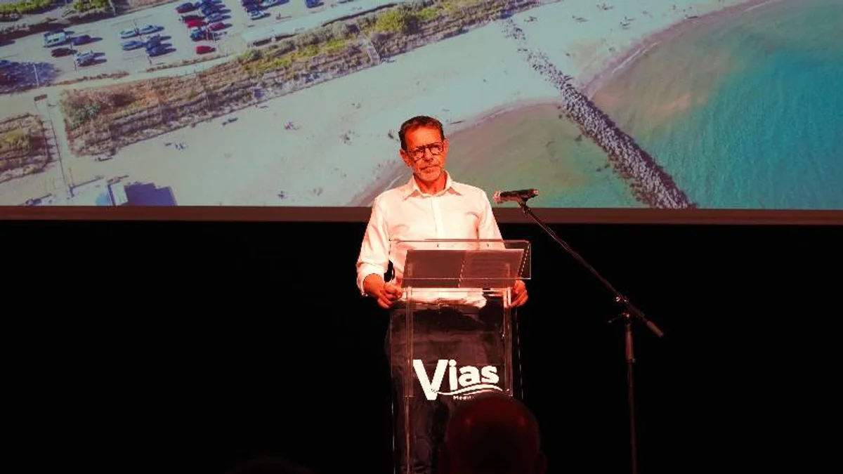 Vias - Vias ouvre les comptes : la municipalité dévoile les conclusions de son audit financier. #vias
