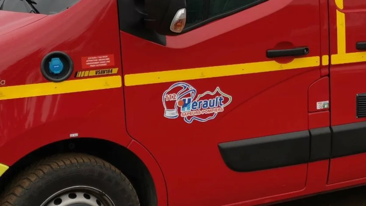 Cap d'Agde - Un feu de détritus mobilise les secours Place du Globe au Cap d'Agde #capdagde