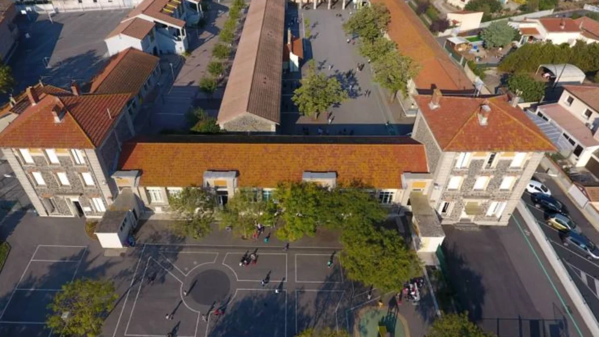 Bessan - La rentrée scolaire s'annonce avec des travaux à venir pour le confort des écoliers #bessan